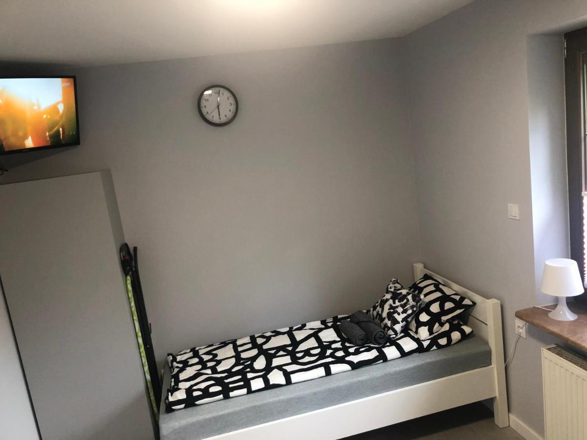Klimatyzowane Apartamenty I Pokoje Przy Targach קילצה מראה חיצוני תמונה