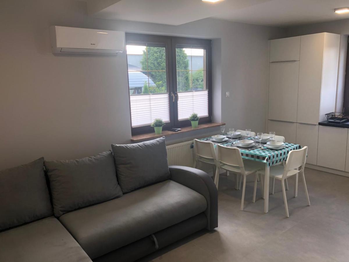 Klimatyzowane Apartamenty I Pokoje Przy Targach קילצה מראה חיצוני תמונה